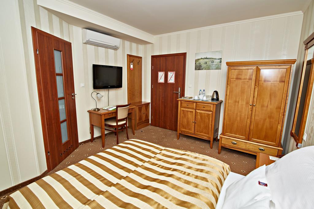 Hotel Ted Radomsko Camera foto